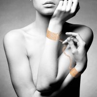 Magnifique-Handcuffs-Gold