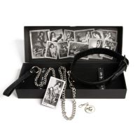 bettie-page-collar-me-collar-leadset